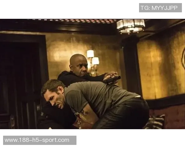 黑人影帝丹泽尔华盛顿现场观赛与詹姆斯亲密互动引发热议 黑人影帝丹泽尔华盛顿现场观赛与詹姆斯亲密互动引发热议